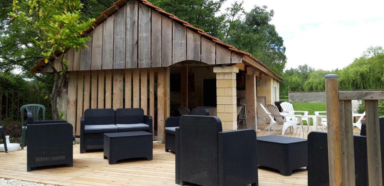 Bed and Breakfast Logis Des Bessons Migron Exterior foto